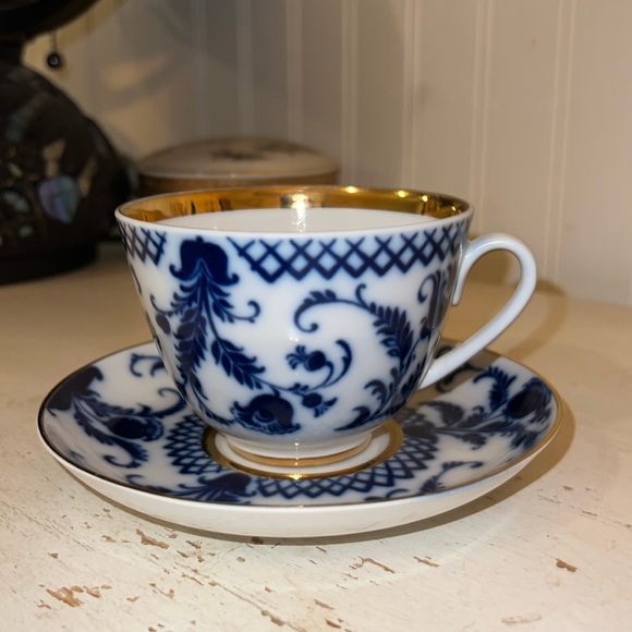 Vintage Lomonosov Flow Blue Cup & Saucer Winter USSR Russia gold